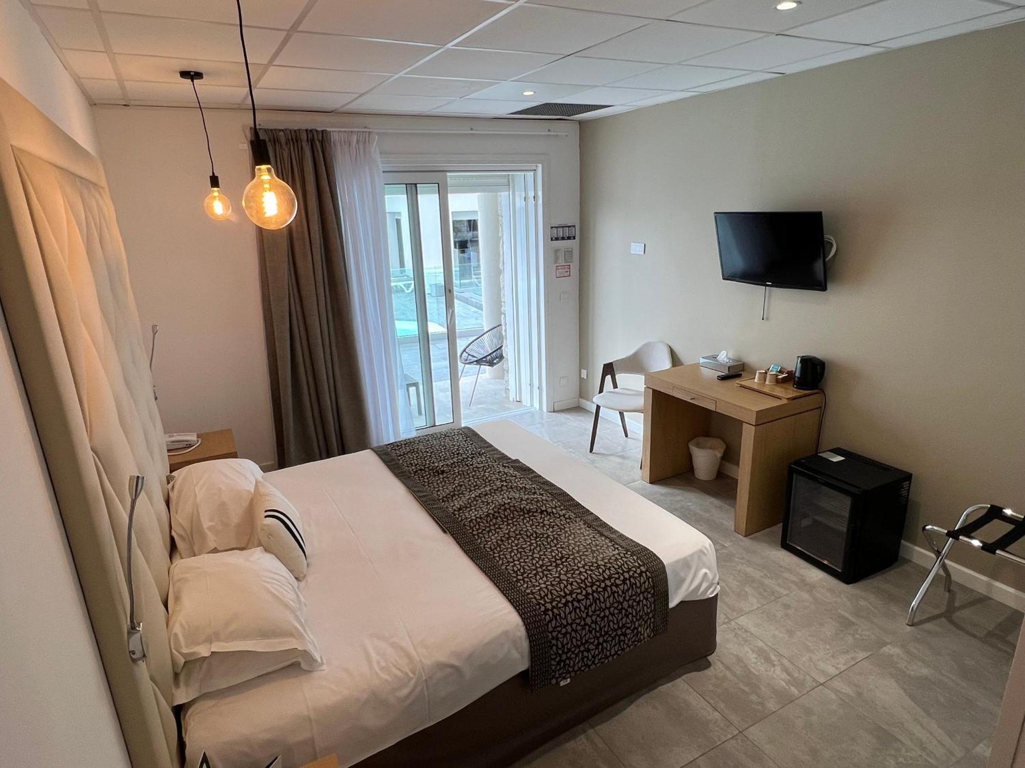 Hotel Revellata & Spa Calvi  Luaran gambar